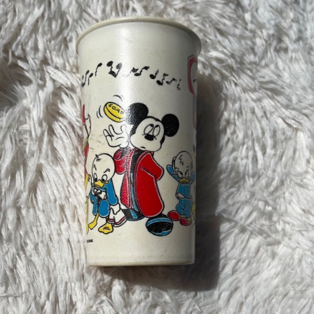 Vintage Walt Disney Eagle Small Plastic Cup